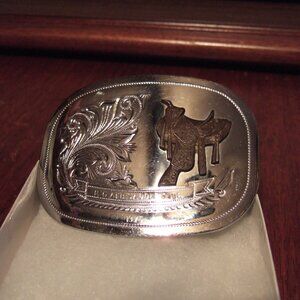 VINTAGED 1975 HORSE SADDLE BELT BUCKLE